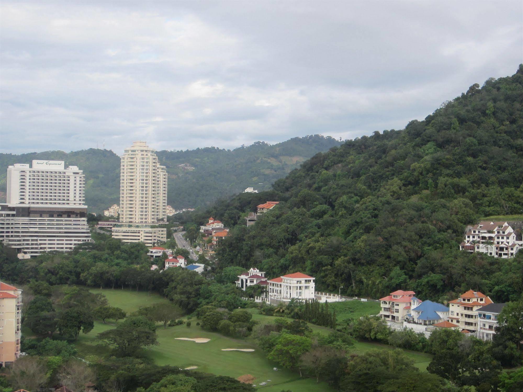 The Ceo Duplex Soho Suite Bayan Lepas Εξωτερικό φωτογραφία